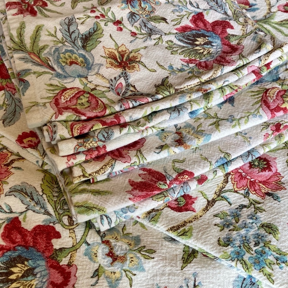 Tablecloth napkin set